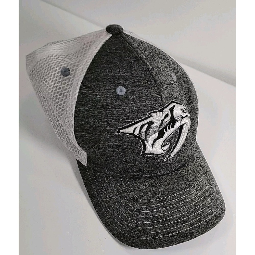 Fanatics Nashville Predators NHL Team Hat Cap size Medium Men's Arena Exclusive‎